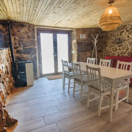 Ferienhaus Duplex De Piedra & Relax Valoiro